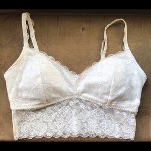 BRAND NEW hollister white lace padded bralette